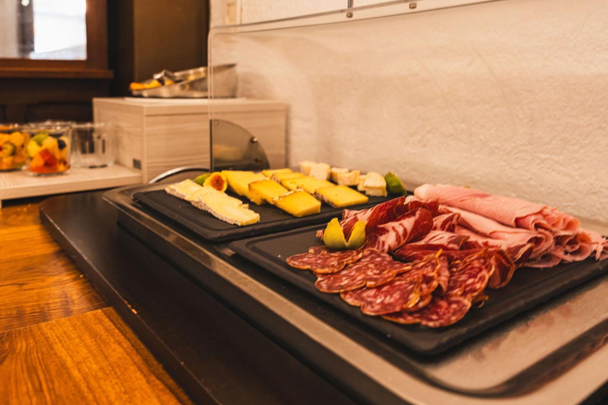 Logis Hotel Restaurant Le Pradinas Anduze Zewnętrze zdjęcie