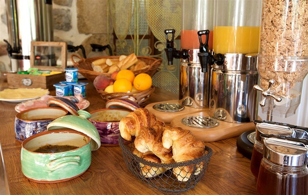 Logis Hotel Restaurant Le Pradinas Anduze Zewnętrze zdjęcie